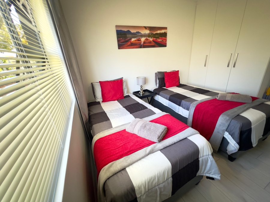 3 Bedroom Property for Sale in Wavecrest Eastern Cape